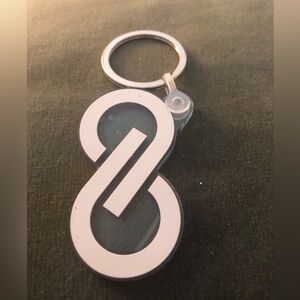 Poshmark’s Infinity Keychain- 144A $9 or 🦋